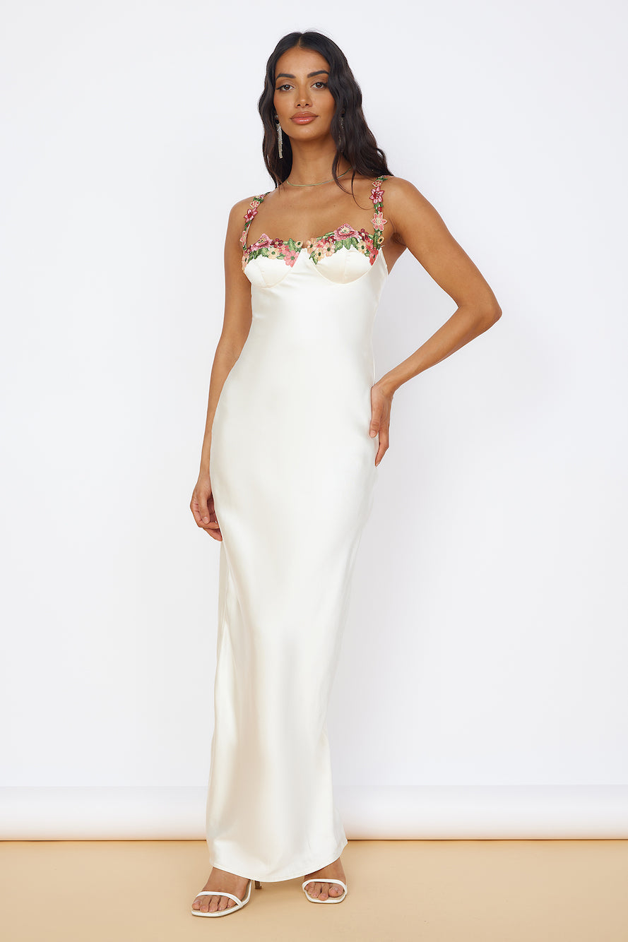 Magnetic Forces Maxi Dress White