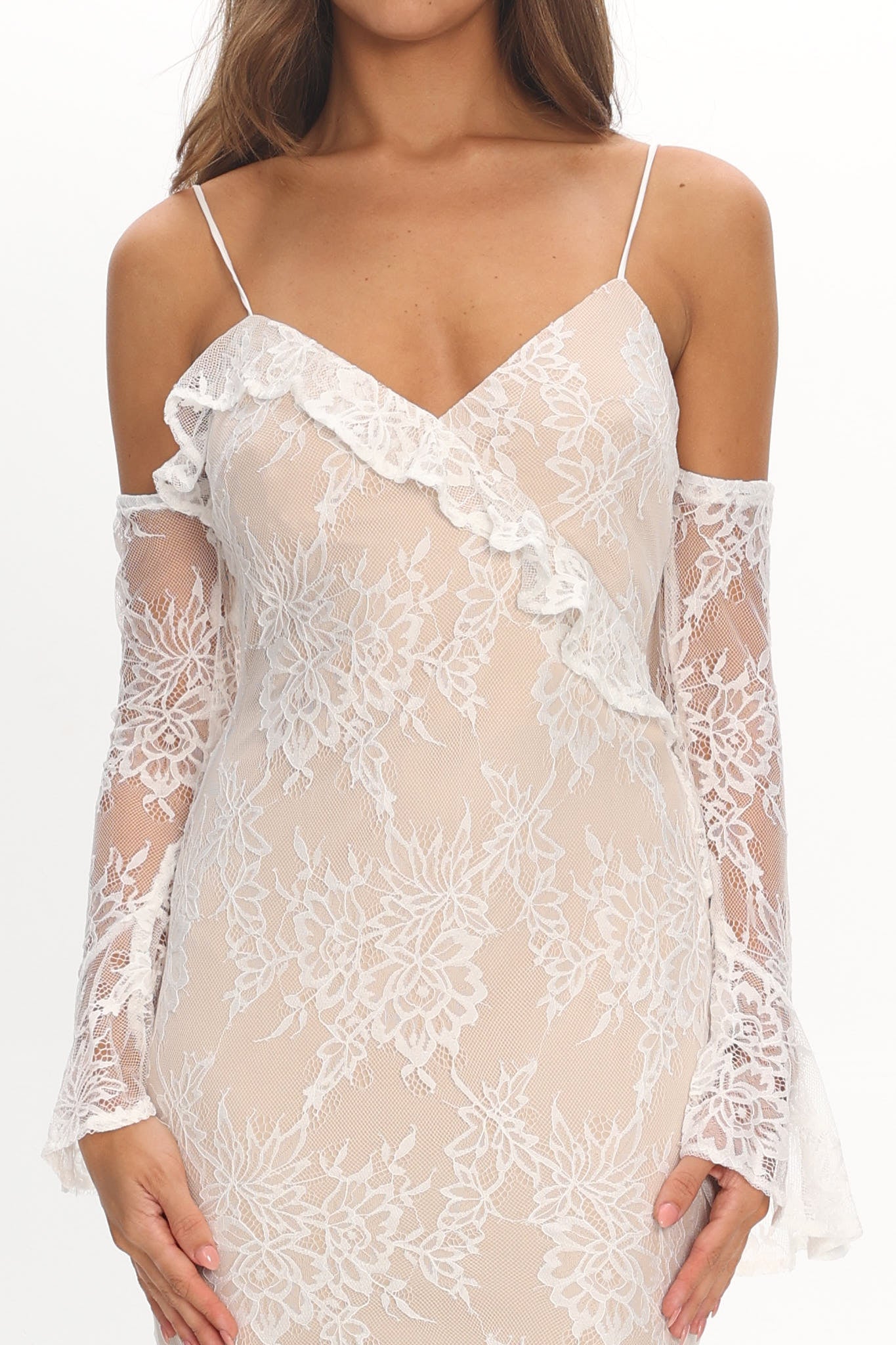 Zarah Off-Shoulder Sleeve Lace Maxi Dress White