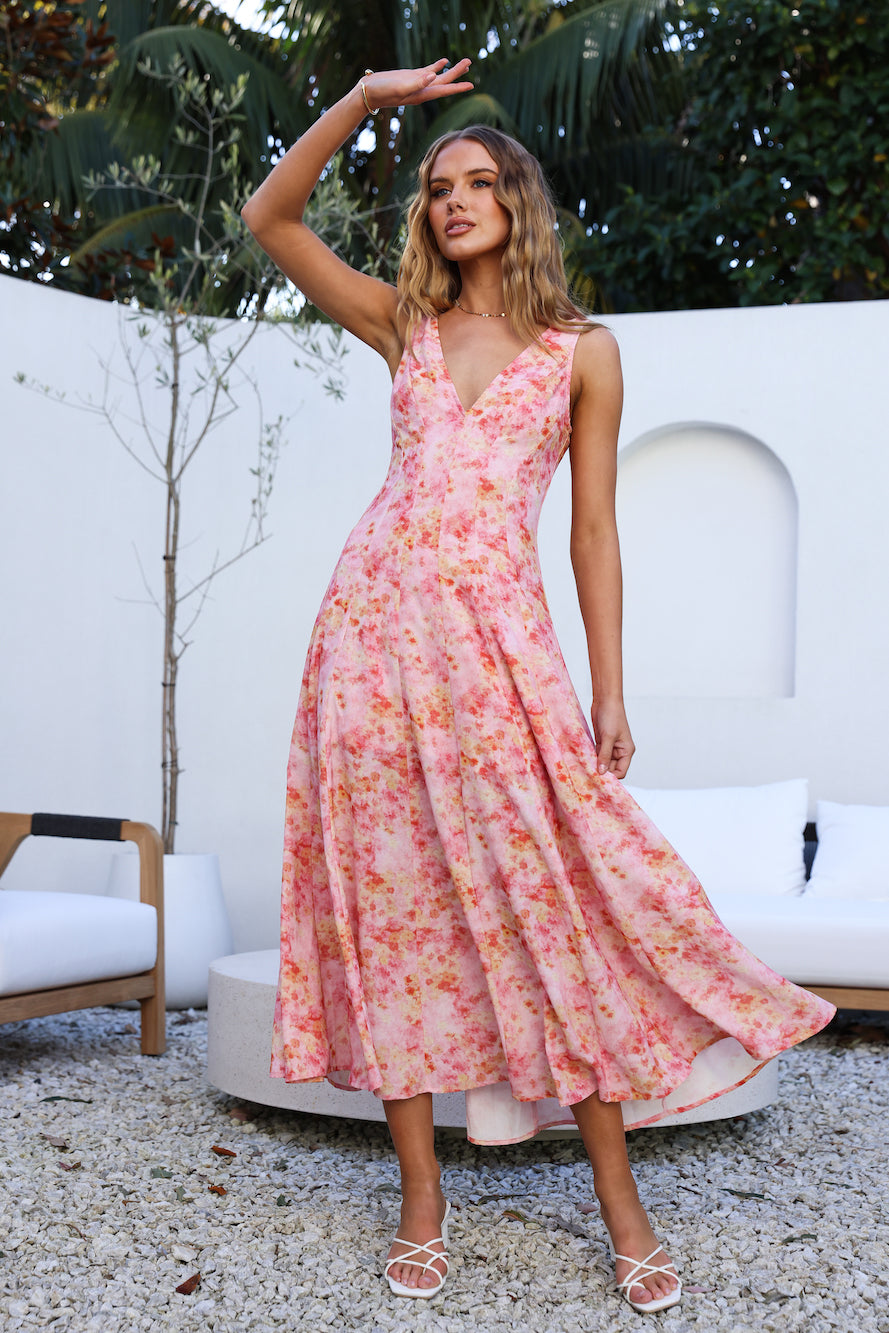 Reaching Out Midi Dress Pink