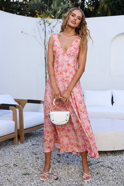Reaching Out Midi Dress Pink