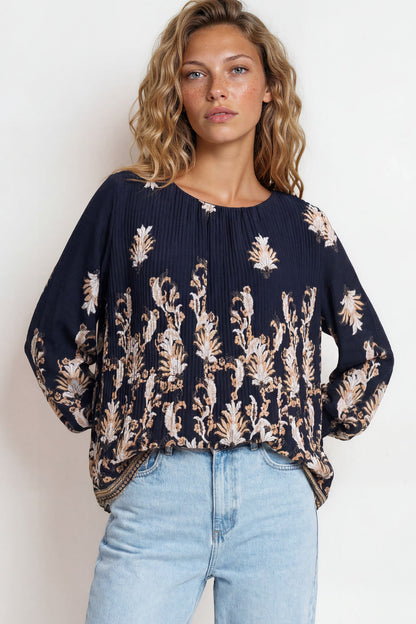 Gelina Top - Crew Neck Pleated High Low Pull Over with Balloon Sleeves in Lynsey Print Navy