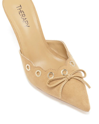 THERAPY Justice Heel Caramel