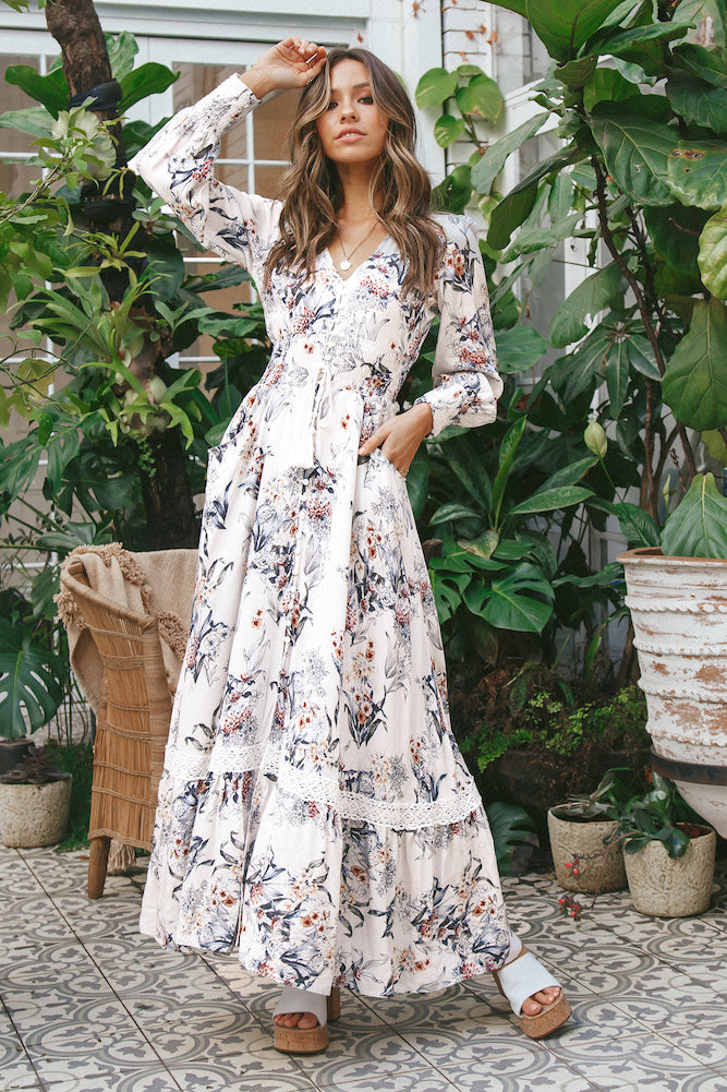Renaissance Fair Maxi Dress White